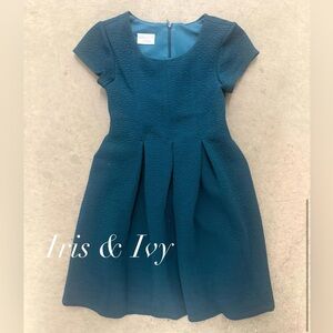 Iris & Ivy Short Sleeve Scoop Neck Knee Length Teal Dress Girls Size L